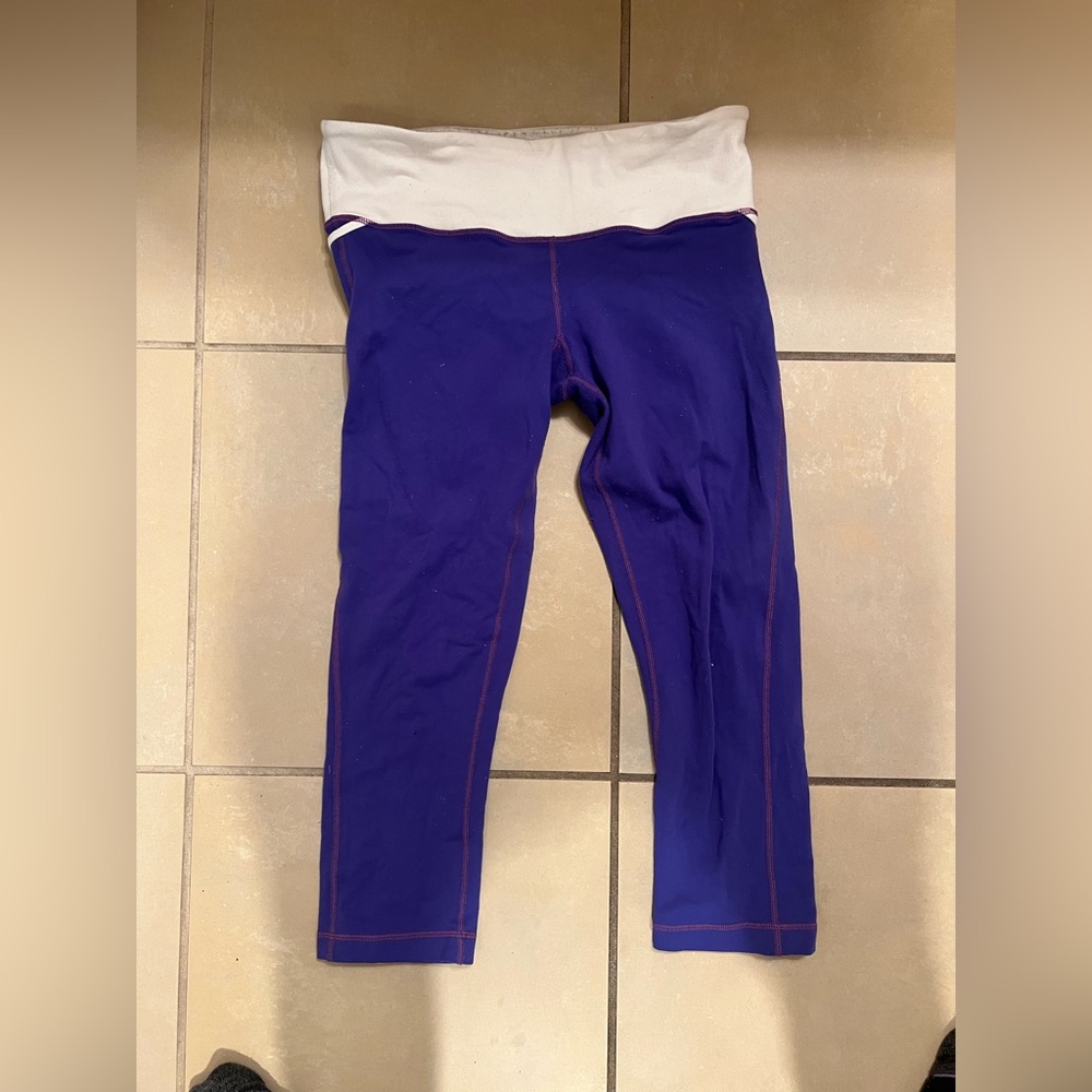 Lululemon Purple Cropped Leggings